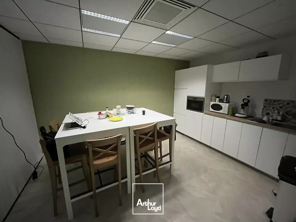 IMPLANTEZ VOTRE ENTREPRISE DANS UN ESPACE DE BUREAUX FONCTIONNEL, AU CUR D'UN CENTRE D'AFFAIRES DYNAMIQUE À NIORT.