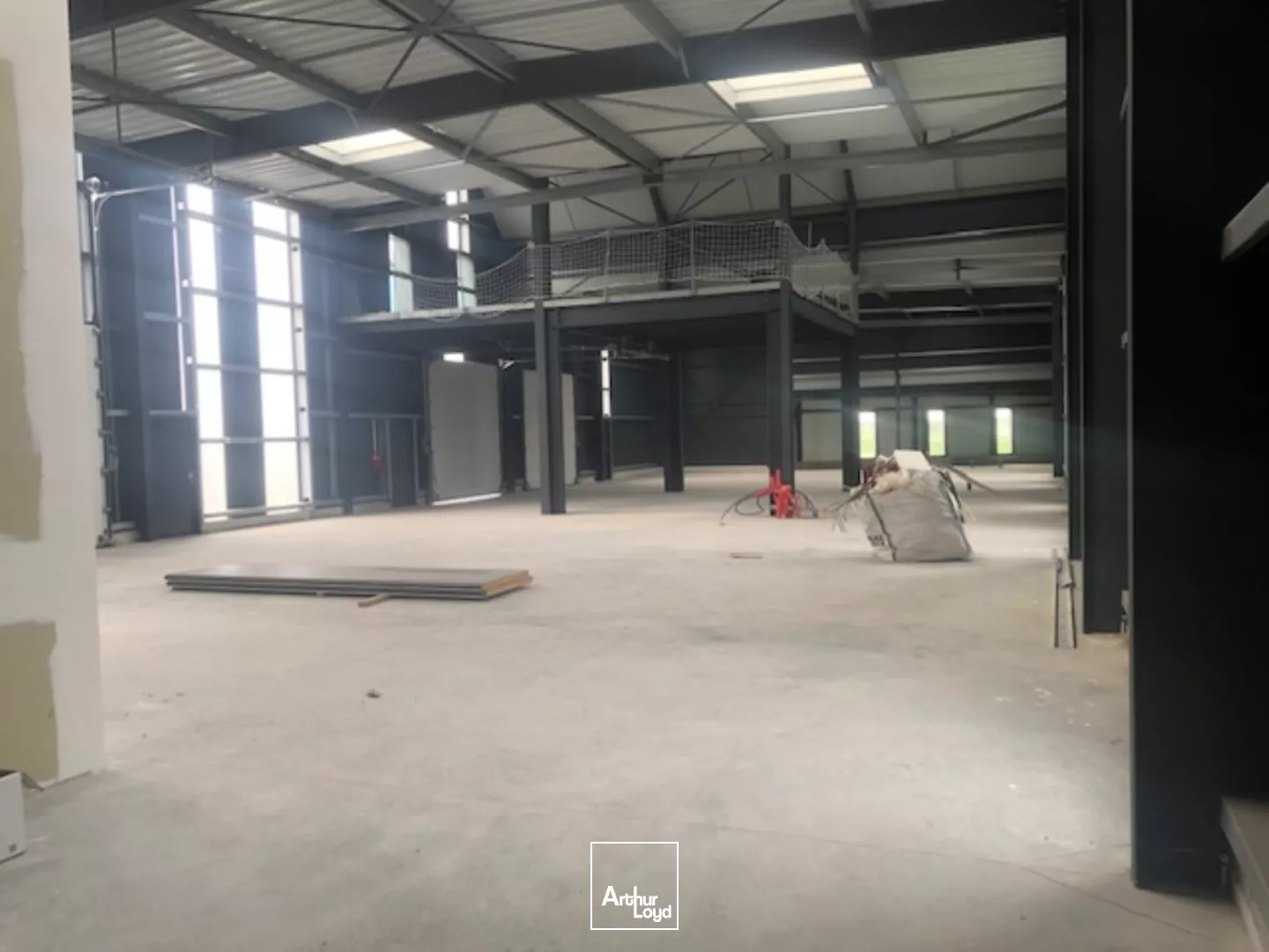 A LOUER - CELLULES D'ACTIVITE ERGUE GABERIC