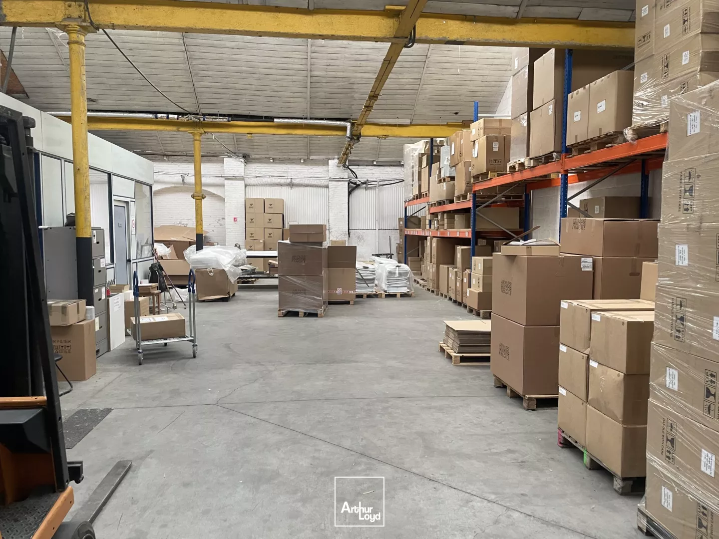 Entrepôts à louer sur Templeuve proche du CRT de Lesquin