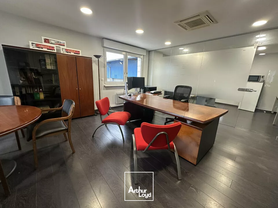 BUREAUX à LOUER de 150 m²