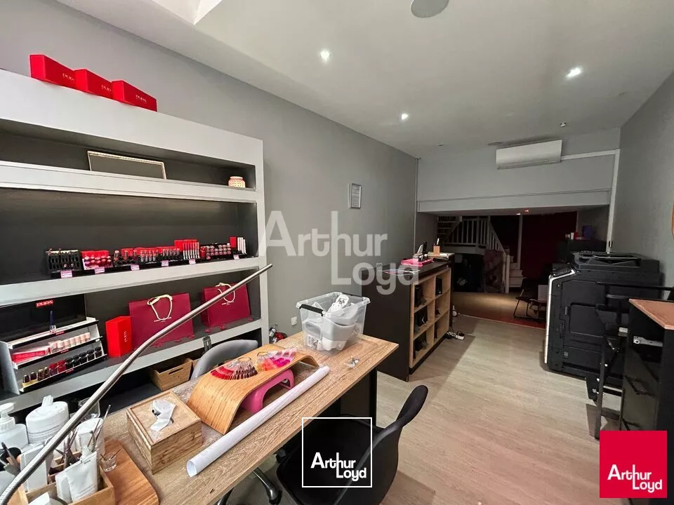 BLOIS - LOCATION LOCAL COMMERCIAL DE 180,06 M² - CENTRE VILLE