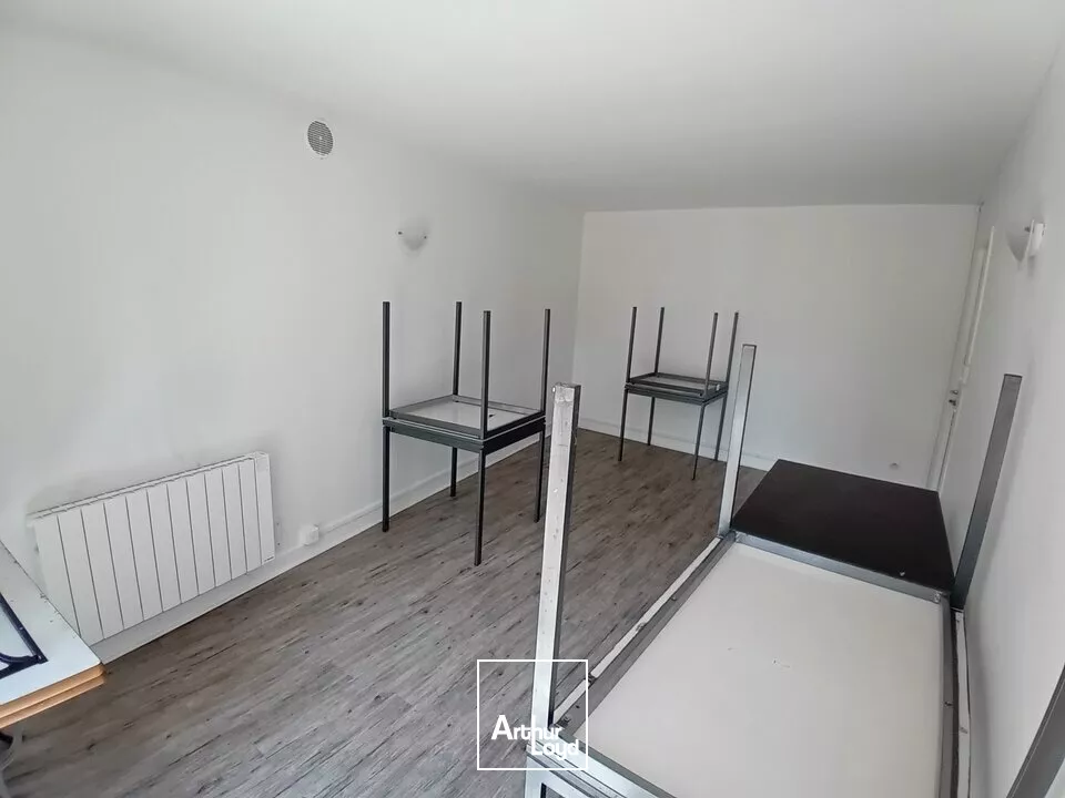 A LOUER Bureau proche centre chalonnais