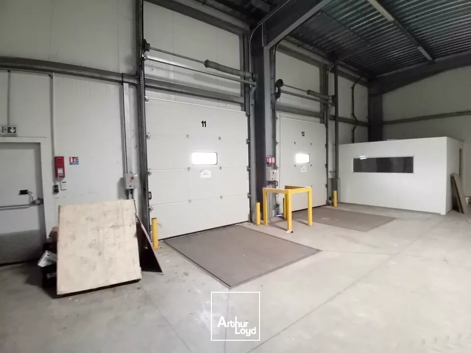 A LOUER local d'activité proximité de Chalon