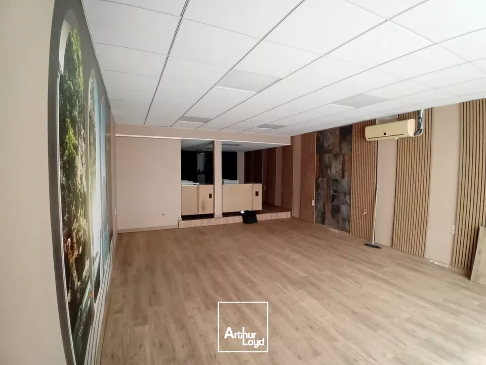 A LOUER Local Commercial centre ville de Chalon