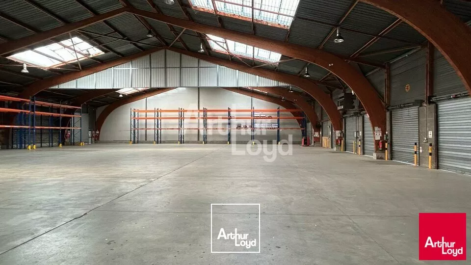 BLOIS - LOCATION ENTREPÔT DE 3 382 M² - ZI NORD