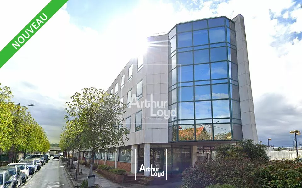 Emplacement idéal à proximité de toutes commodités!