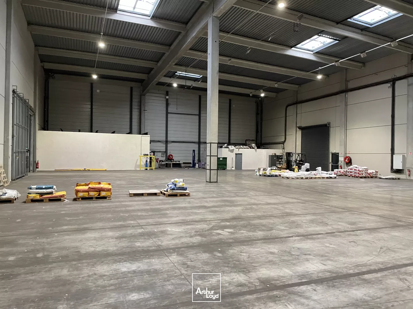 Ténement exceptionnel 22 698 m² sur terrain de plus de 10 HA