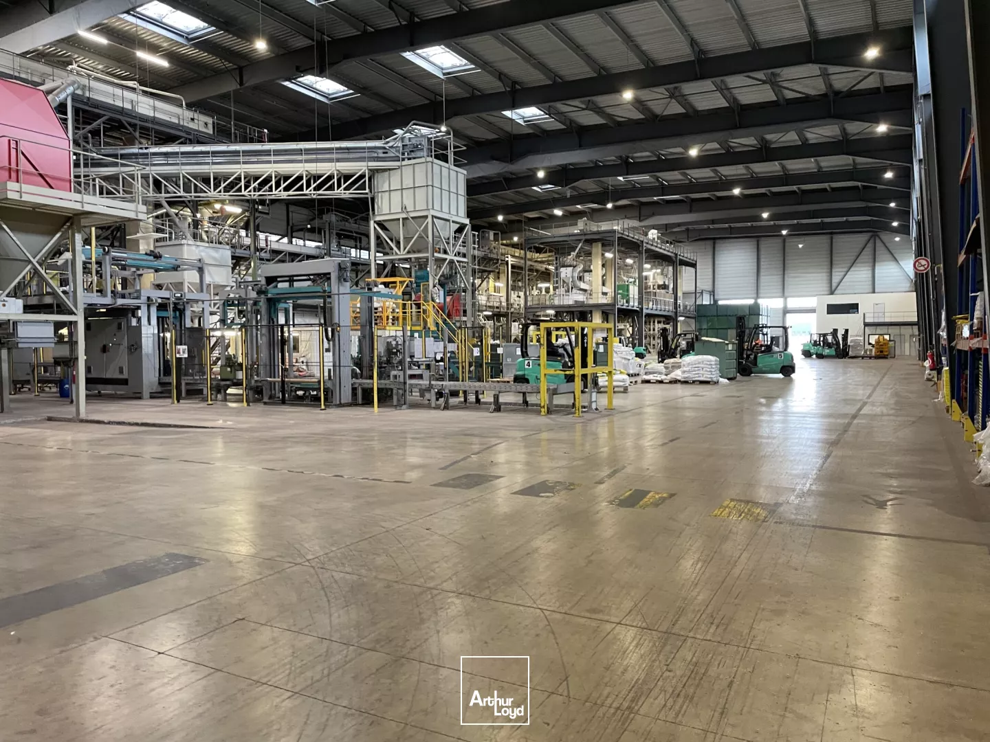 Ténement exceptionnel 22 698 m² sur terrain de plus de 10 HA