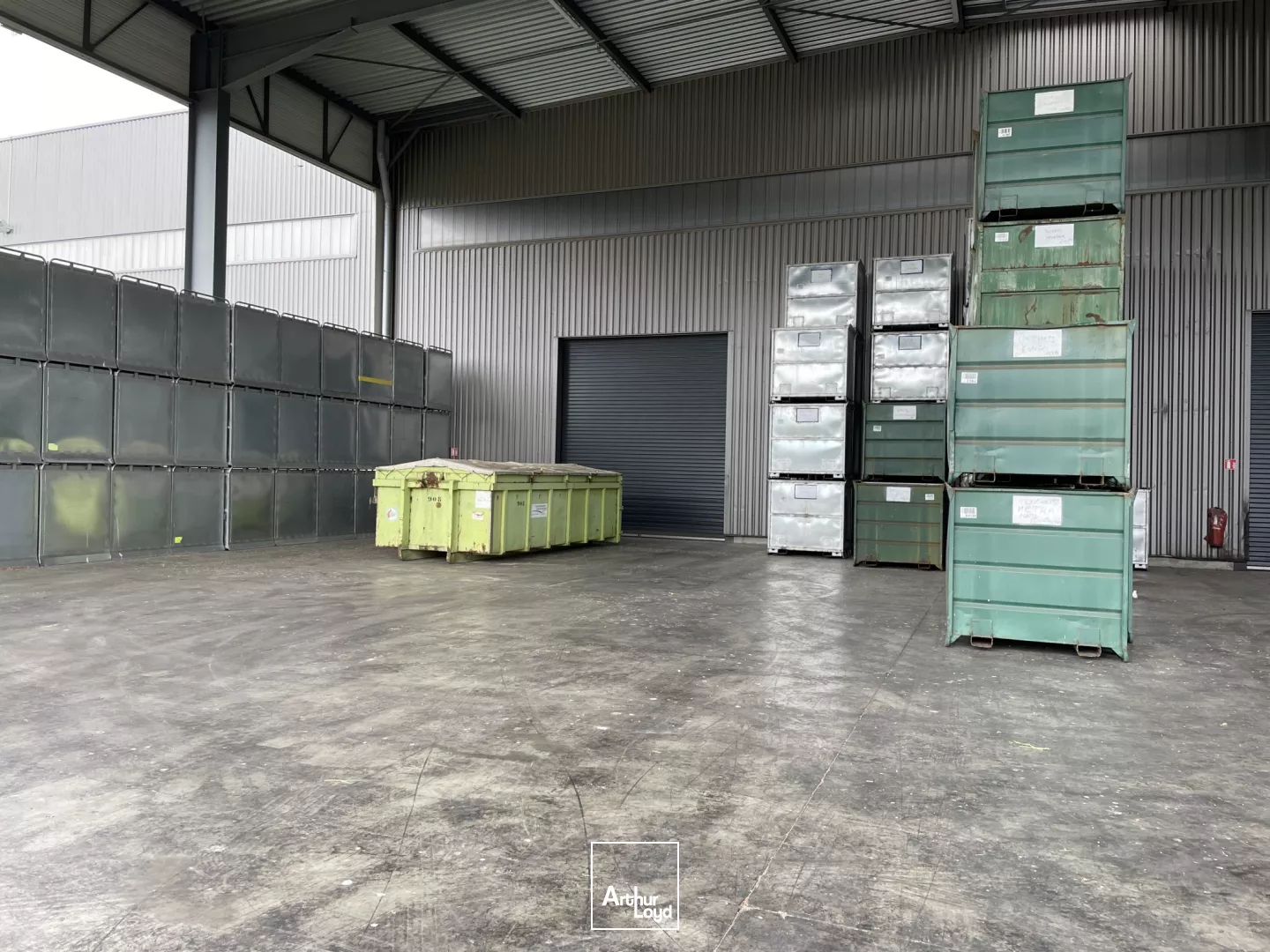 Ténement exceptionnel 22 698 m² sur terrain de plus de 10 HA