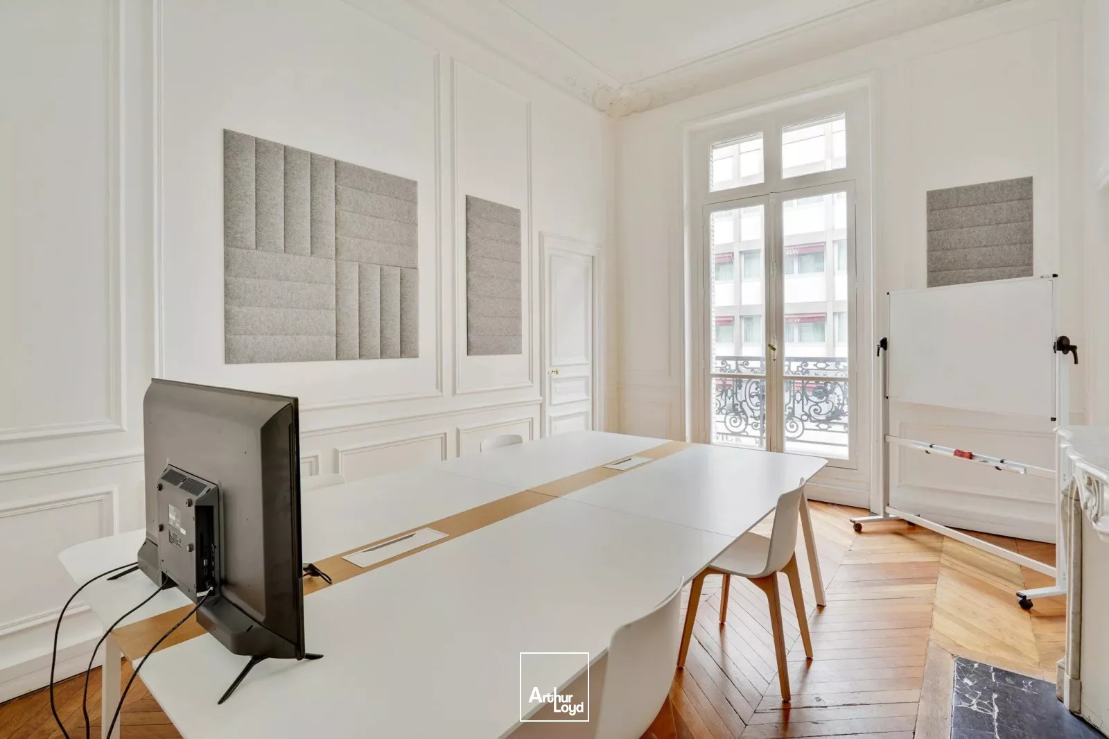 Bureaux A Louer - Espace de travail plug & play à Paris 8e - 300 m² 