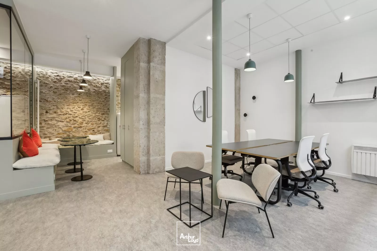 Bureaux A Louer - Espace de travail intimiste à Paris 11e - 60 m² 