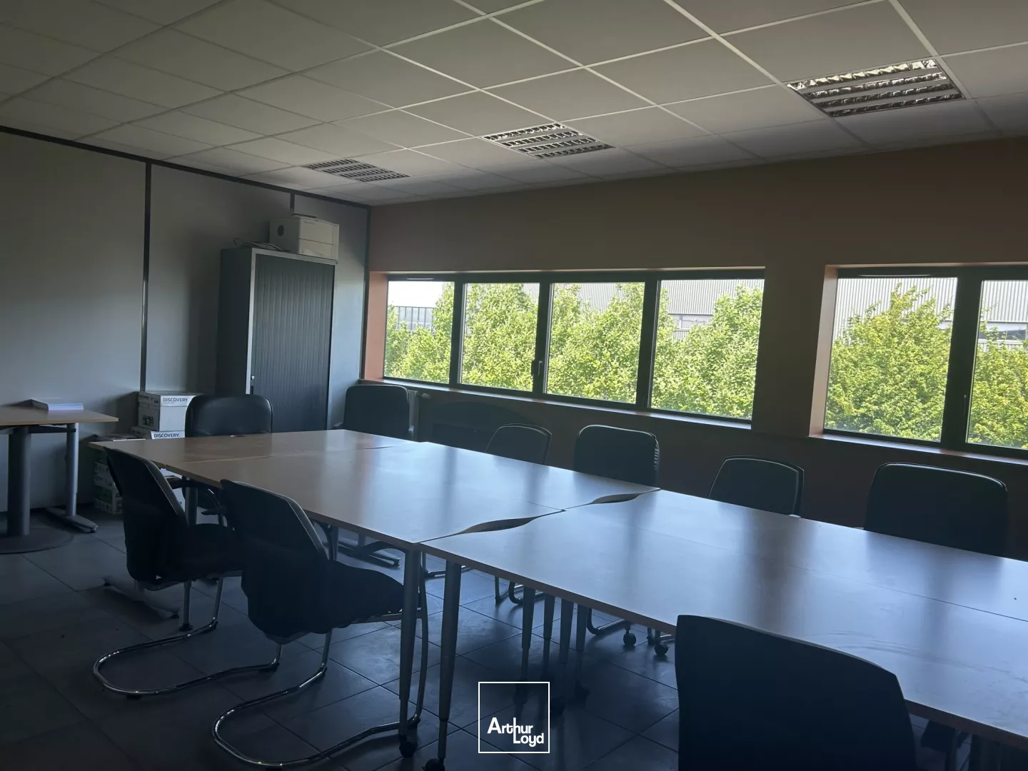 Ensemble immobilier à louer Parc du Mélantois. 