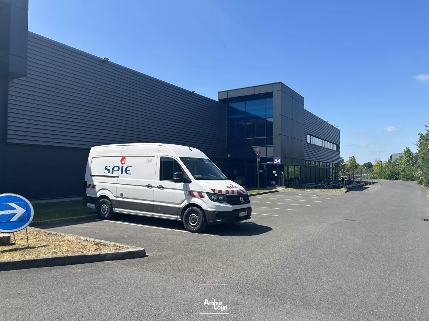 Ensemble immobilier à louer Parc du Mélantois. 