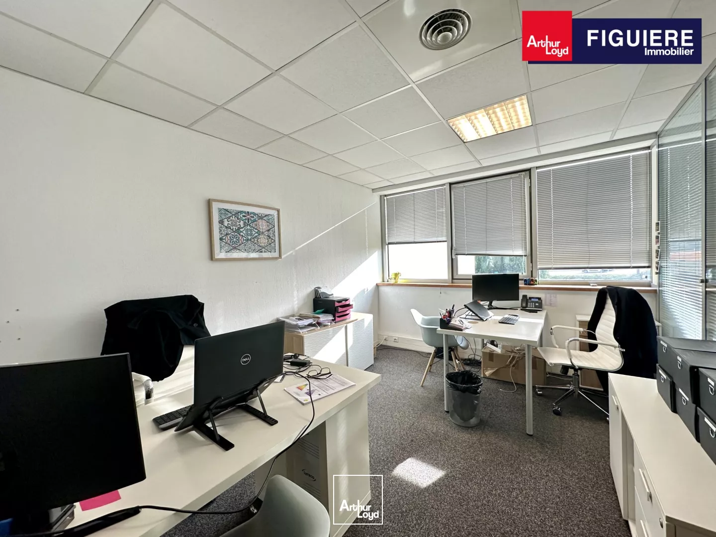 BUREAUX EN BON ETAT AIX LA DURANNE A LOUER