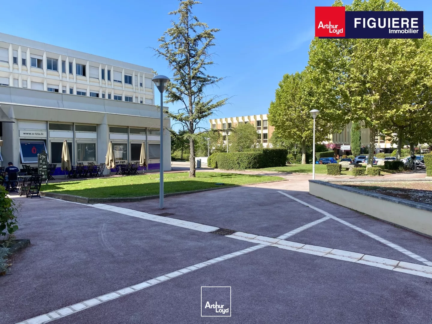 BUREAUX À VENDRE EN PLEIN COEUR DU PÔLE D'ACTIVITÉ D'AIX