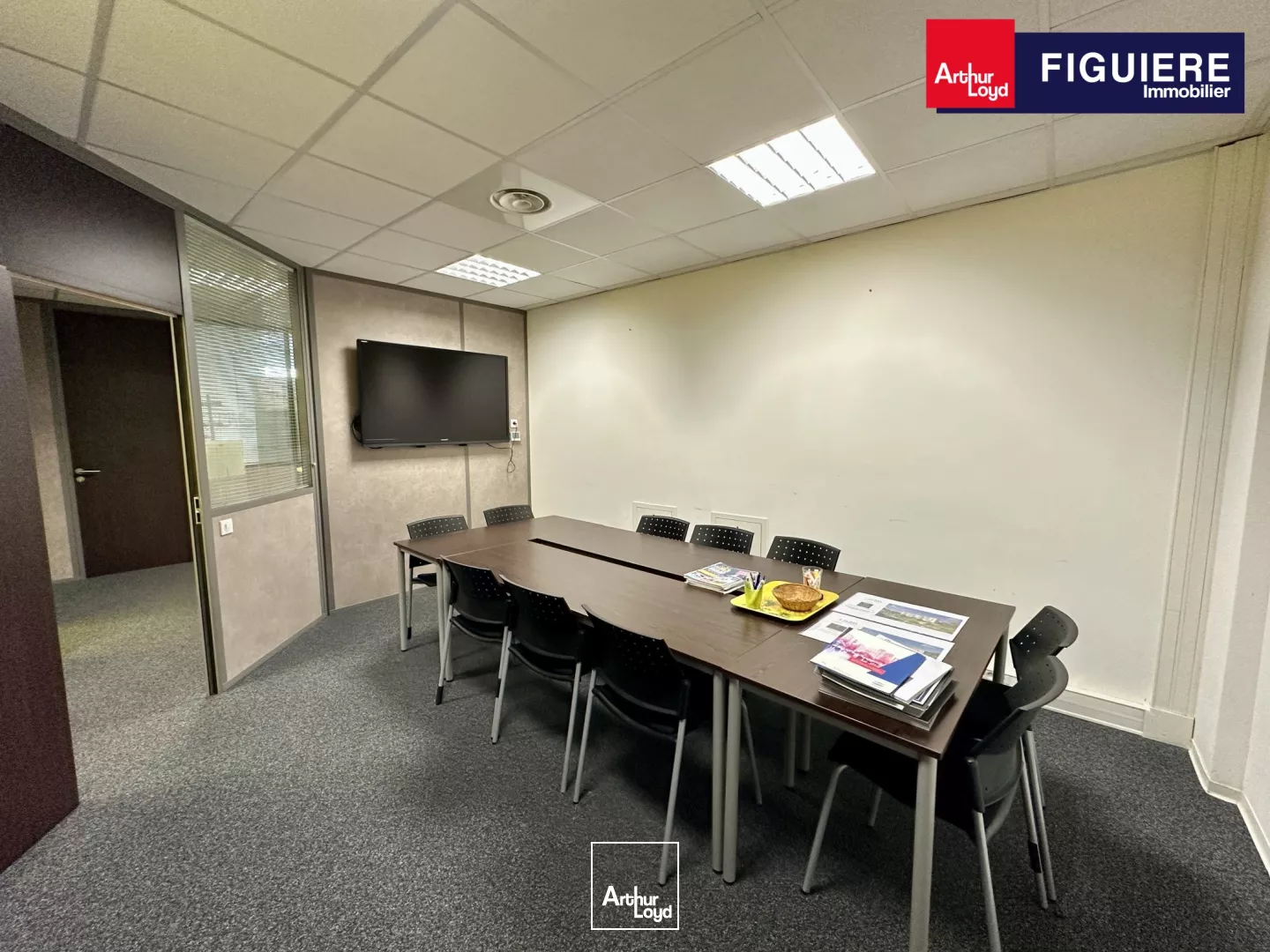 PETITE SURFACE DE BUREAUX À LOUER SUR LE PÔLE D'ACTIVITÉ