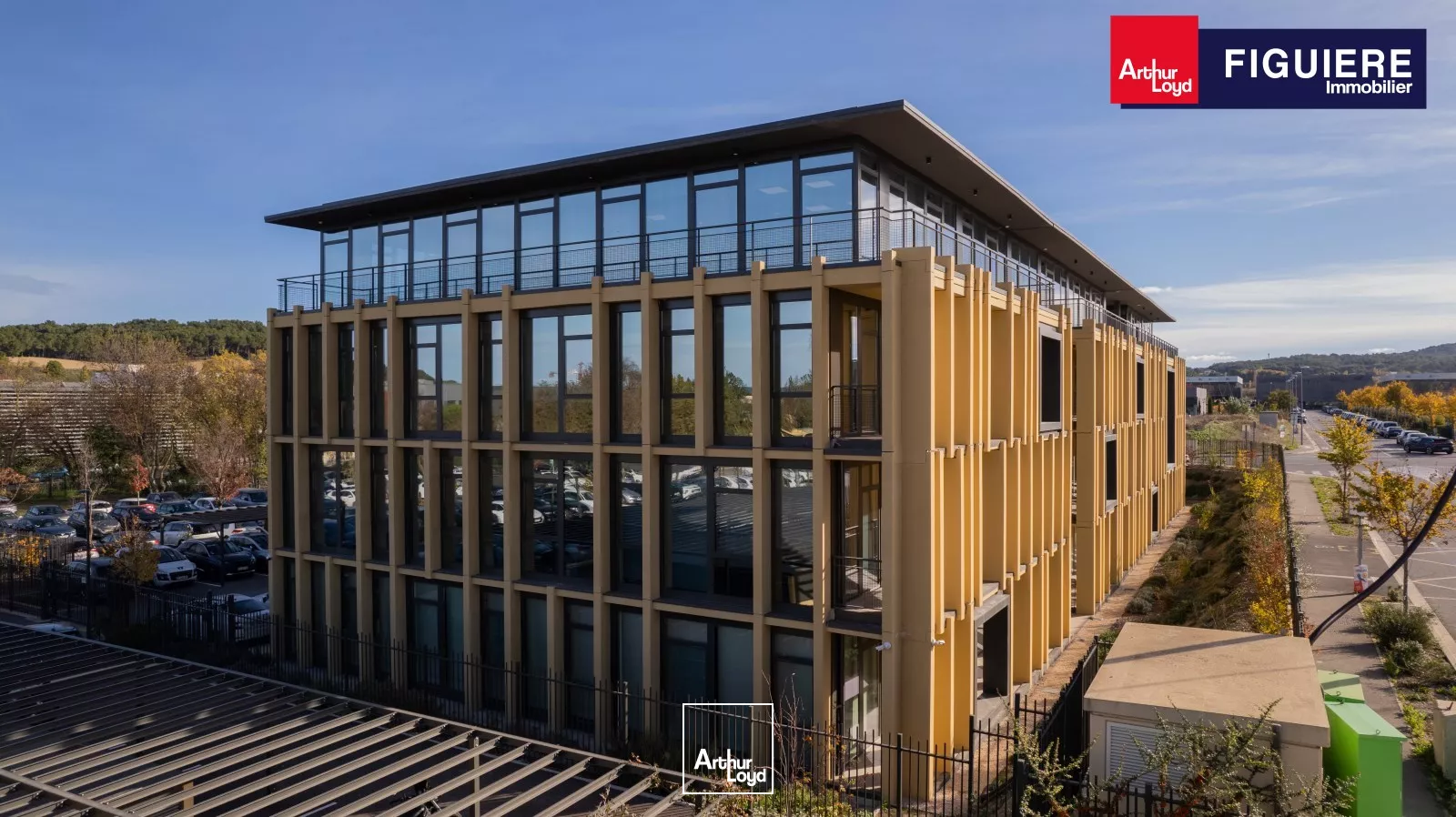 3 IMMEUBLES NEUFS BÉNÉFICIANT D'UNE BELLE VISIBILITÉ ET D'UN EMPLACEMENT EXCEPTIONNEL