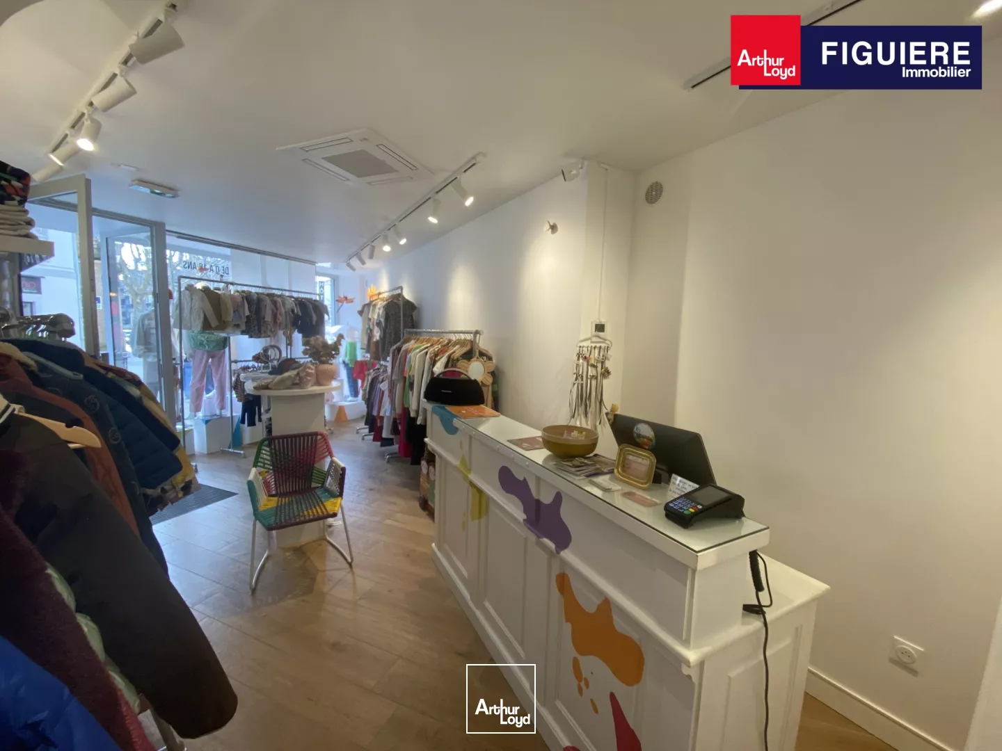 CESSION DE BAIL LOCAL COMMERCIAL EMPLACEMENT PRIME CENTRE VILLE SALON DE PROVENCE