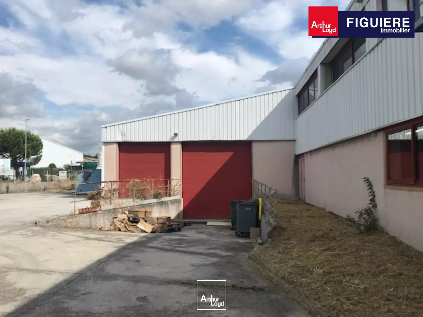 BATIMENT MIXTE INDEPENDANT