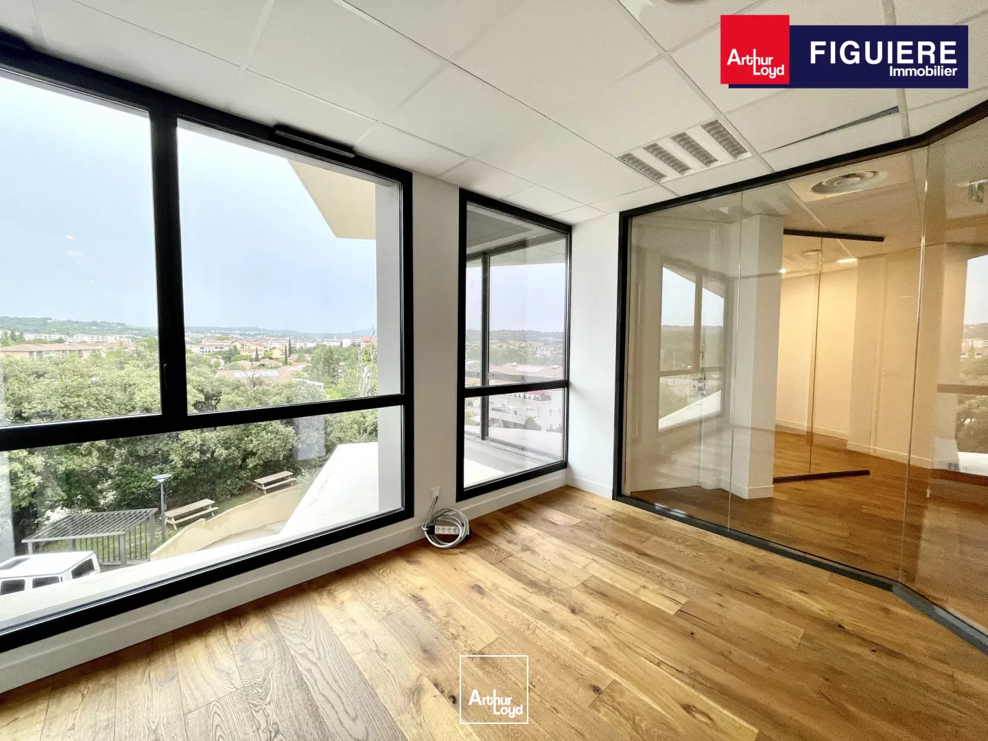 EXCLUSIVITÉ - Location bureaux avec vue exceptionnelle