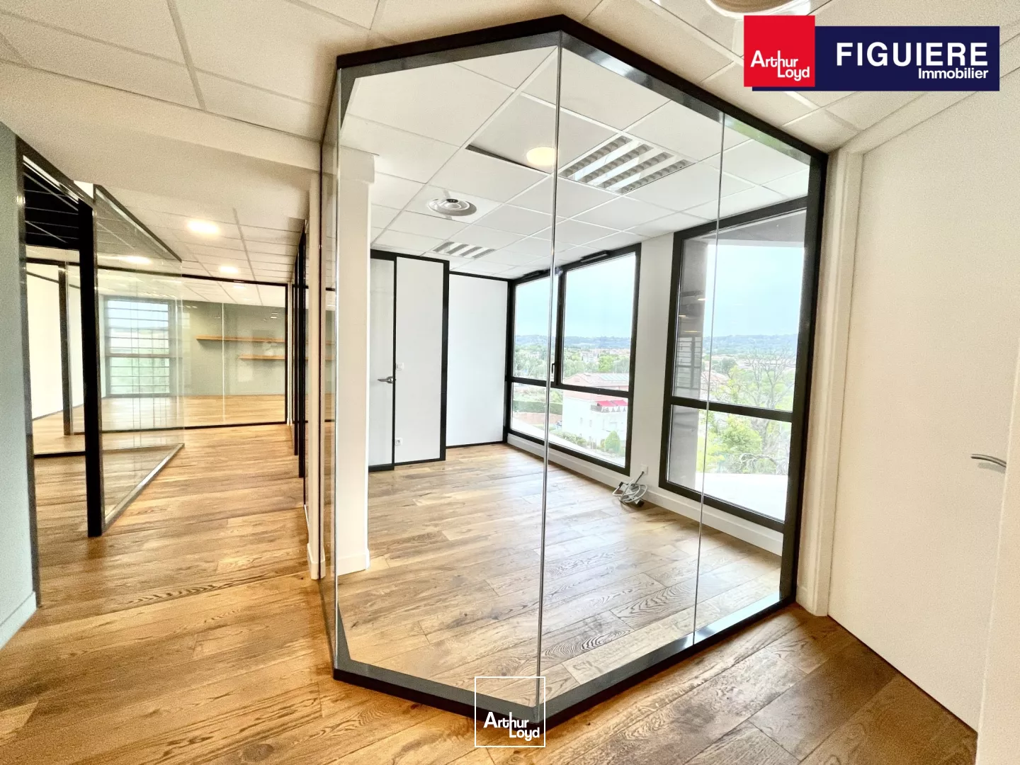 EXCLUSIVITÉ - Location bureaux avec vue exceptionnelle