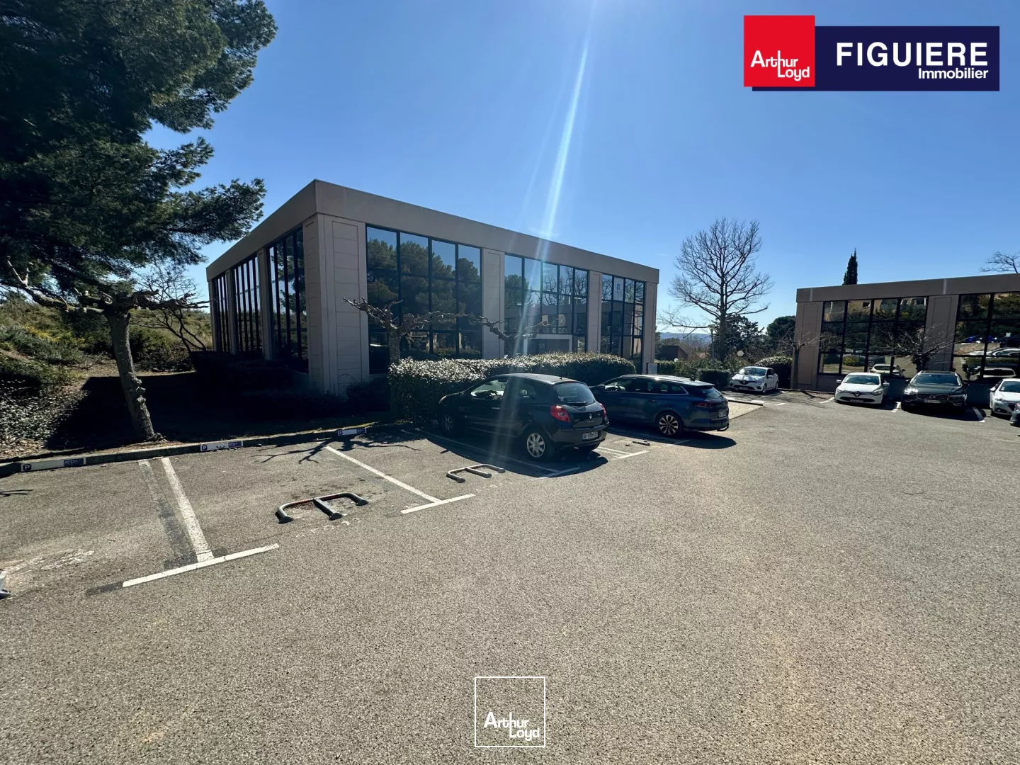 BUREAUX À LOUER AVEC VUE DÉGAGÉE À VITROLLES