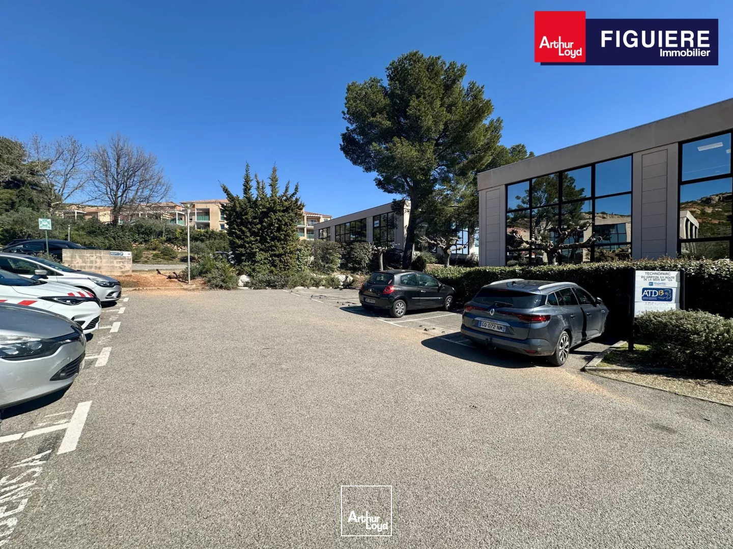 BUREAUX À LOUER AVEC VUE DÉGAGÉE À VITROLLES