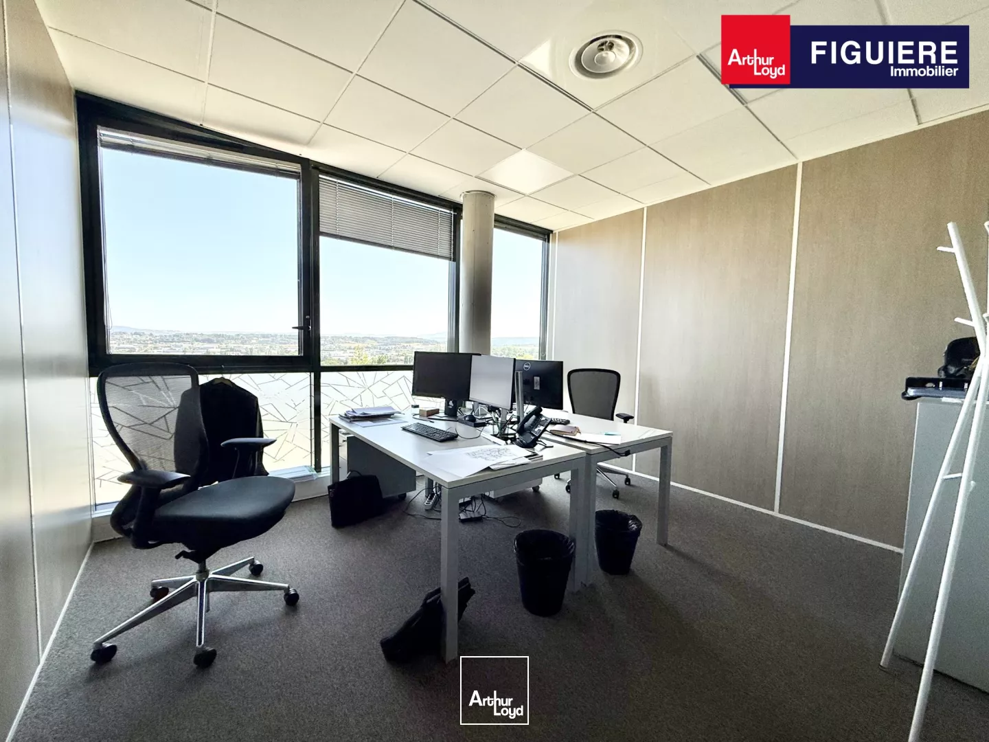 BUREAUX A LOUER SUR AIX EN PROVENCE AVEC VUE EXCEPTIONNELLE ET PARKINGS PRIVATIFS