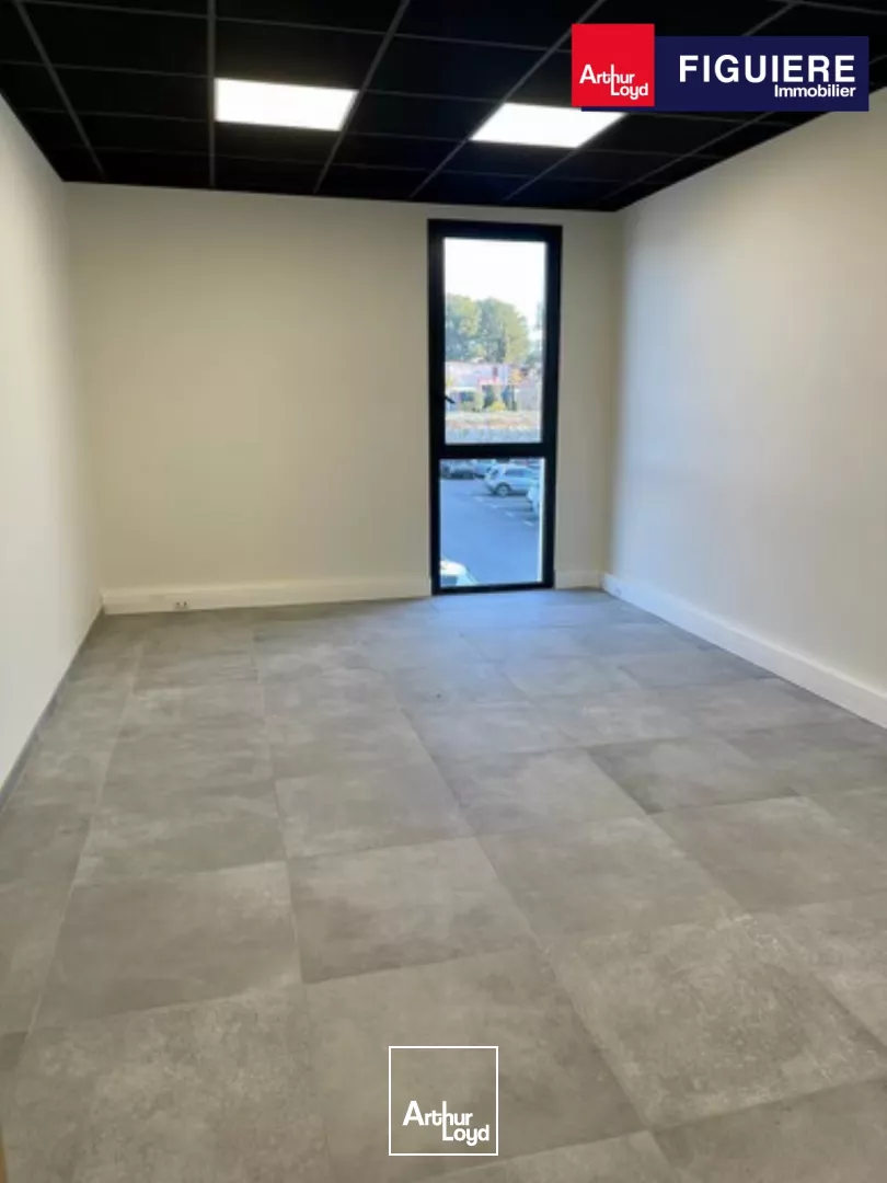 Location CABINET MEDICAL dans le POLE MEDICAL de Saint Cannat. (Bail Professionel)