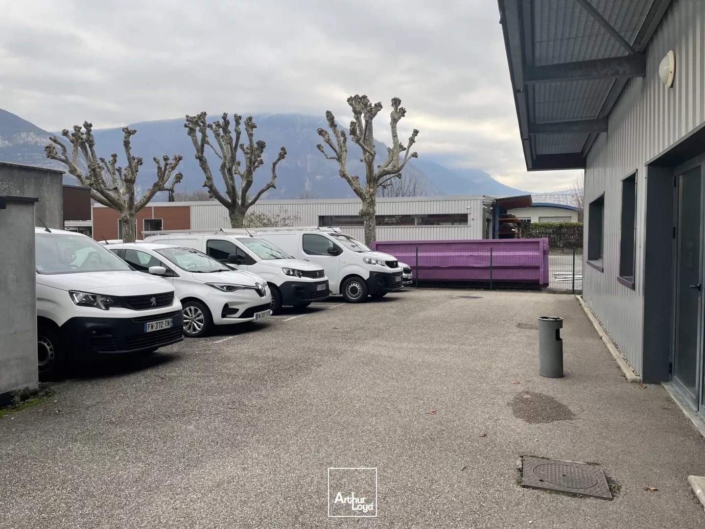 local d'activité belle image 440 m² - location