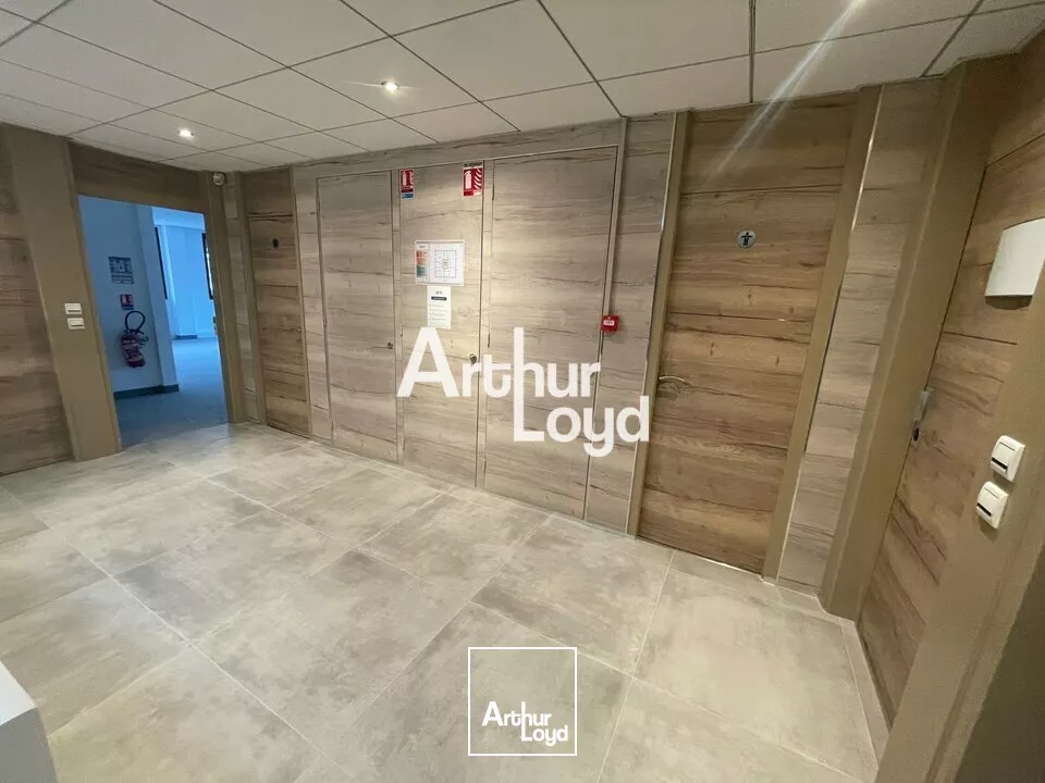 Bureaux à louer 84.44 m² Sophia Antipolis - Environnement paysager