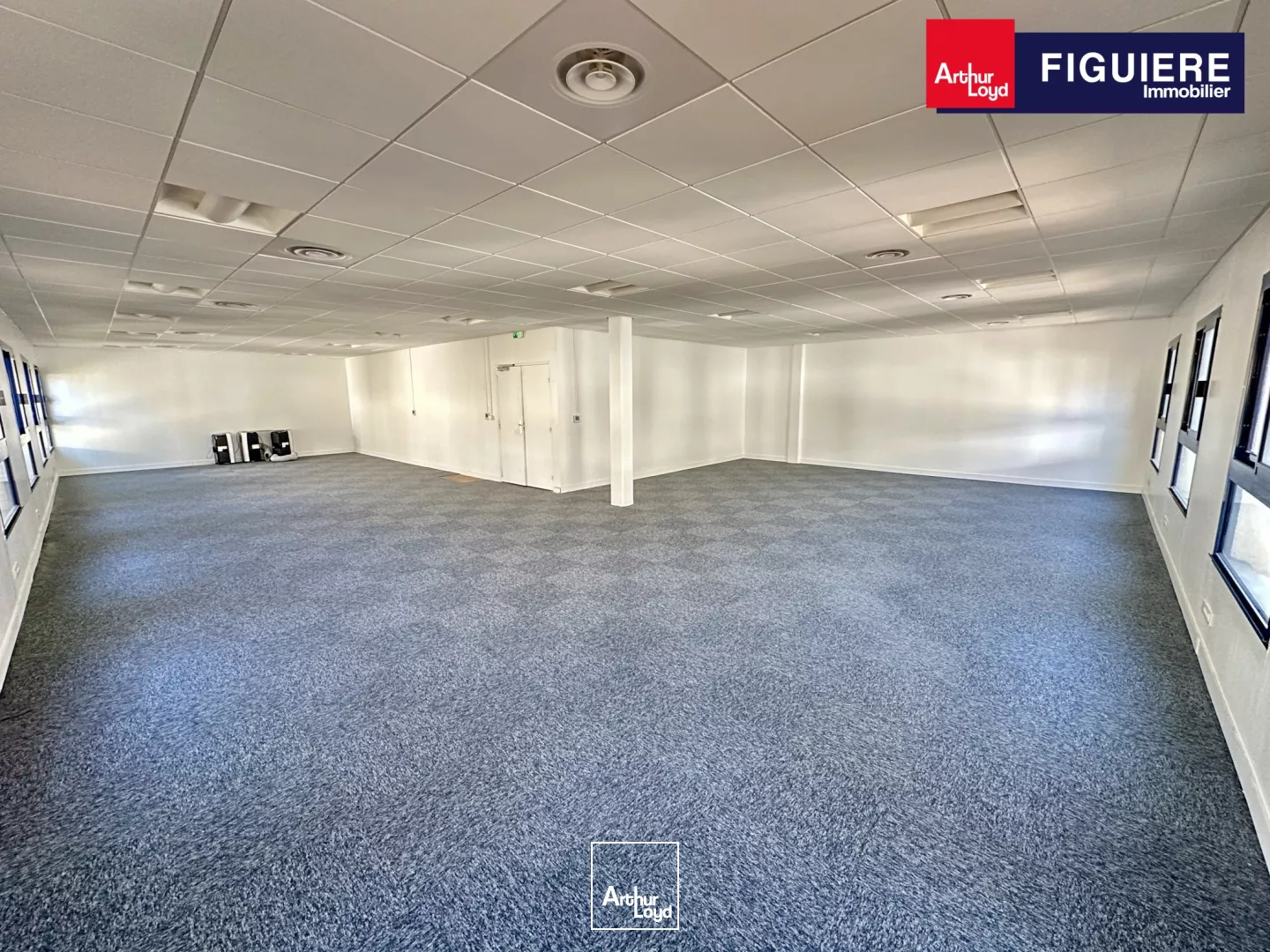 BUREAUX À LOUER EN PLEIN COEUR DU PÔLE D'ACTIVITÉ AVEC PKS