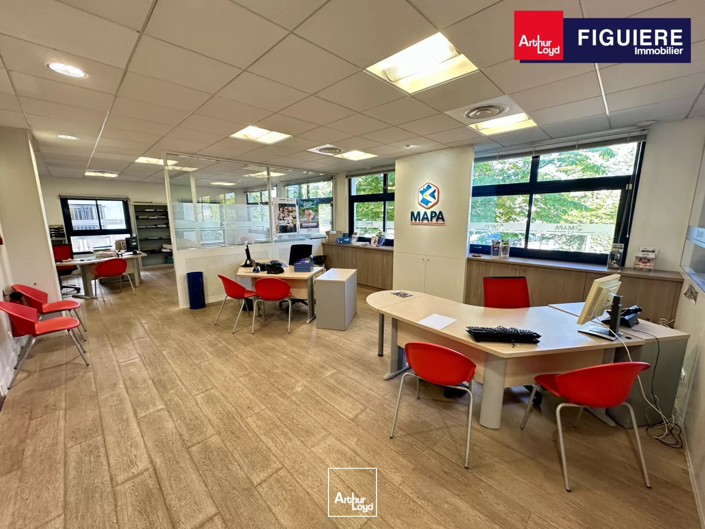 BUREAUX À LOUER EN PLEIN COEUR DU PÔLE D'ACTIVITÉ AVEC PKS