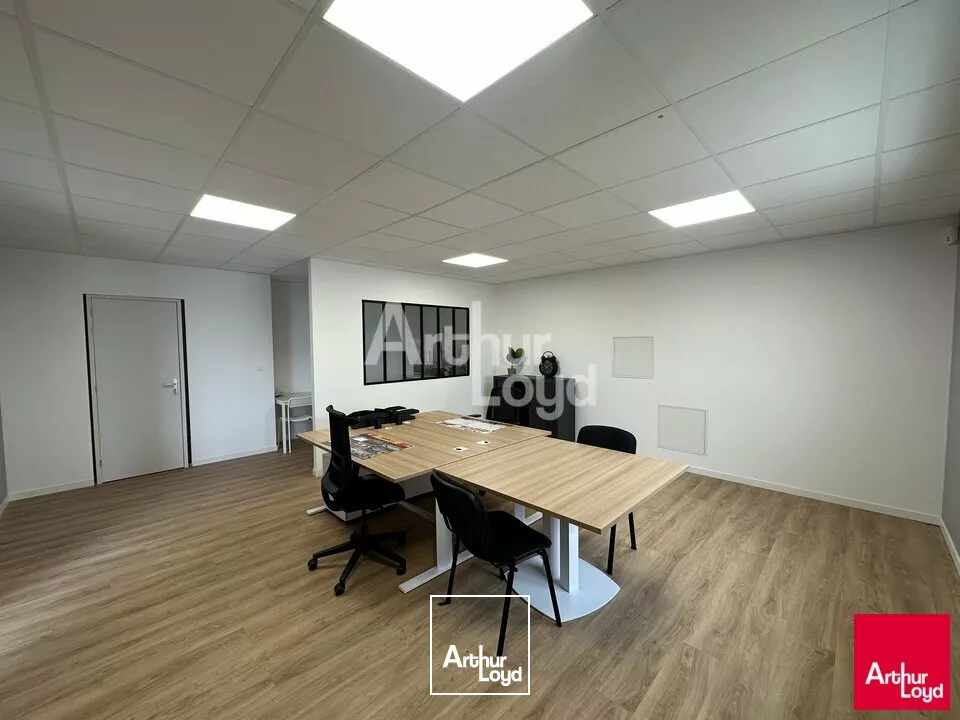 LIFFRE - LOCAL D'ACTIVITE NEUF A LOUER - 300 M²