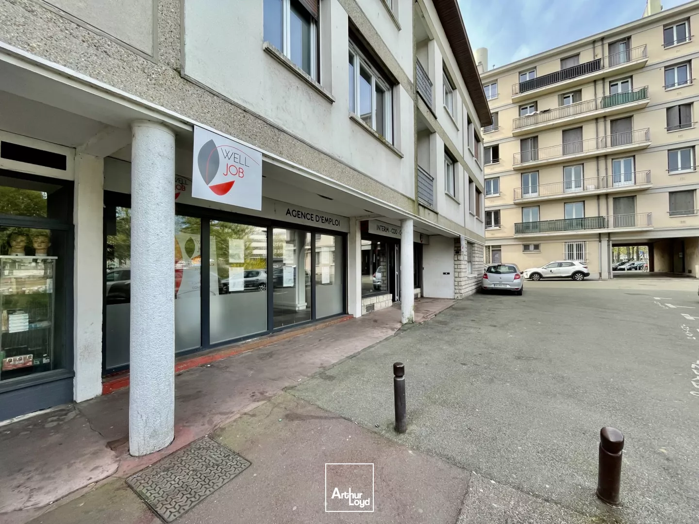 Locaux commerciaux à vendre à ROUEN 76100