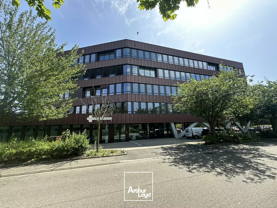 BUREAUX à LOUER de 746 m²