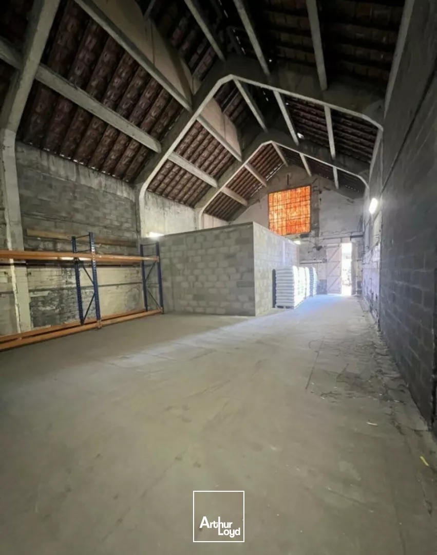 Montceau les Mines- Entrepôt 