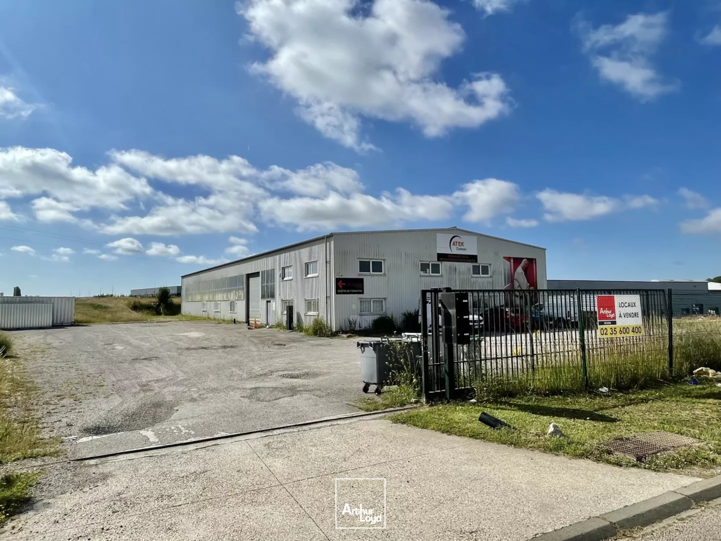 Locaux d'activité à vendre à ESLETTES 76710