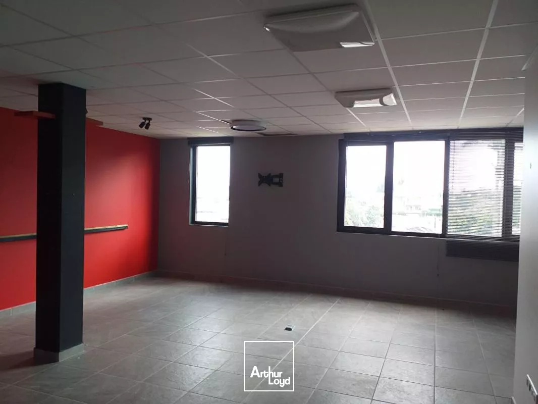 A LOUER Local commercial DILLON ROCADE