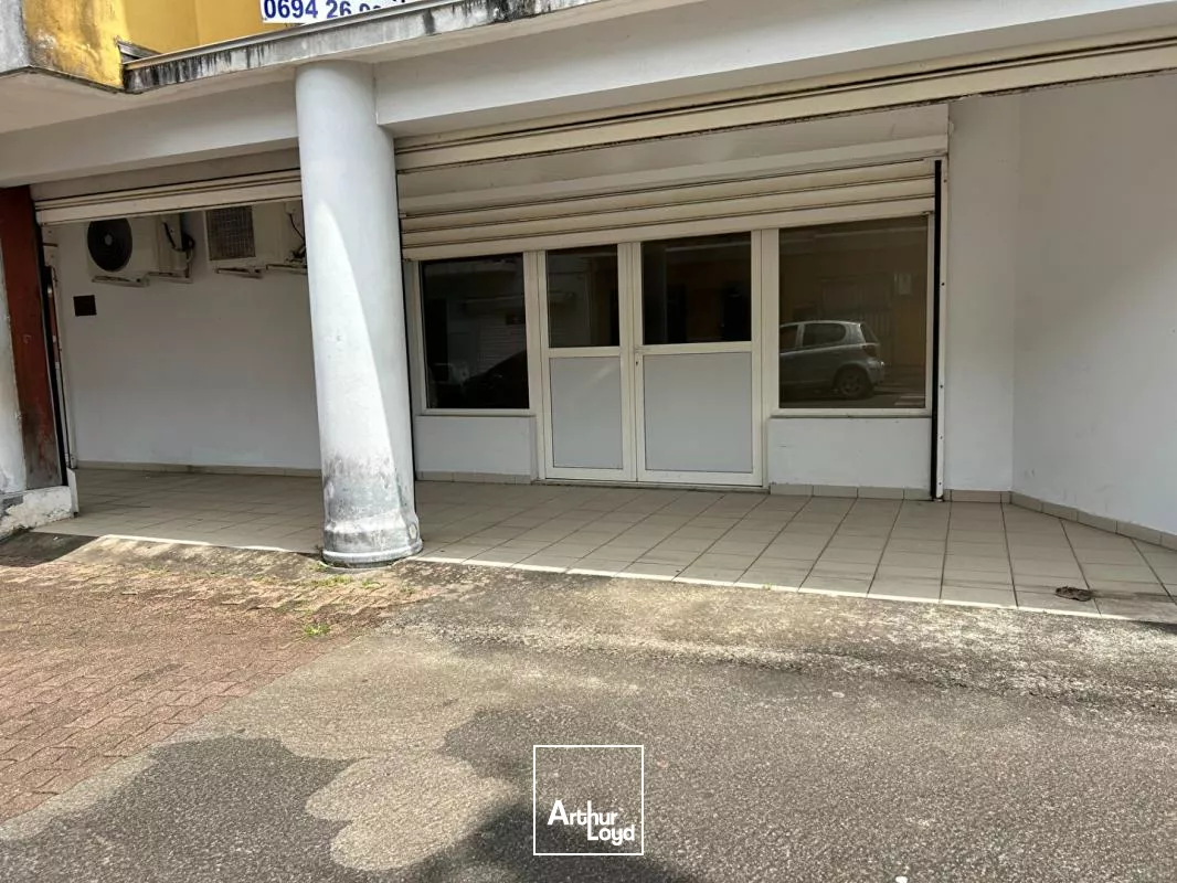 A LOUER Local commercial Cayenne 120 m2