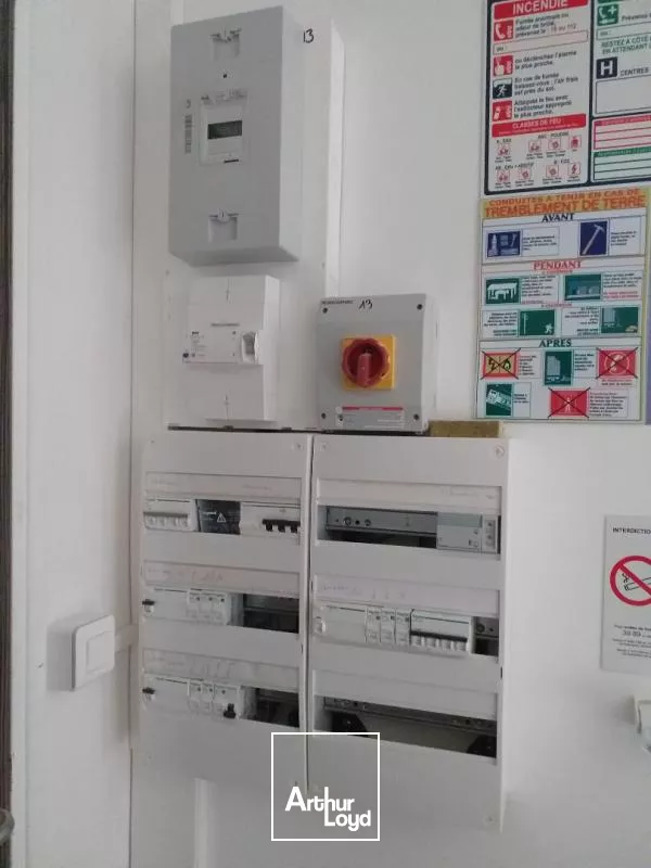 A LOUER Local commercial DILLON ROCADE