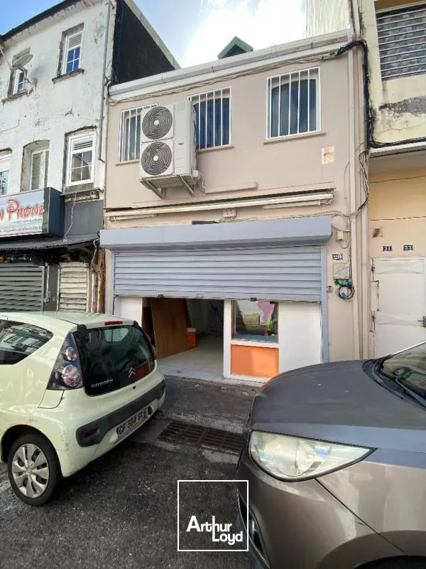 Local commercial 180 m2 FdF