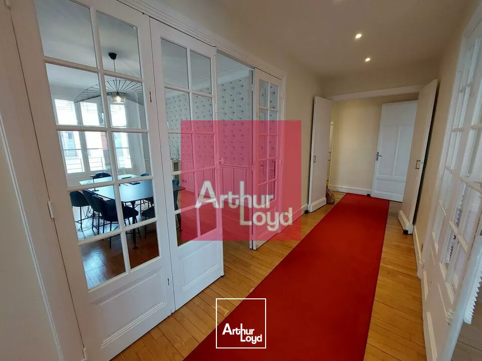 BUREAUX A VENDRE 172 M² CLERMONT-FERRAND Centre Ville