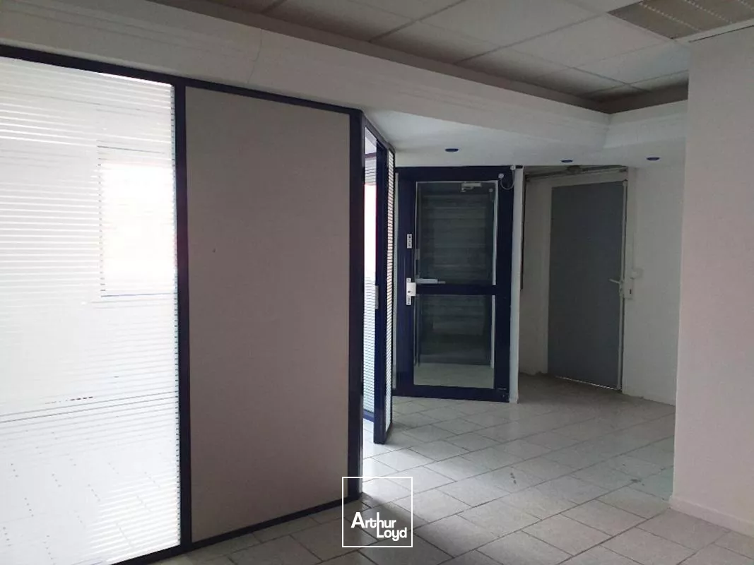 A VENDRE FORT-DE-FRANCE Local commercial 70 m2