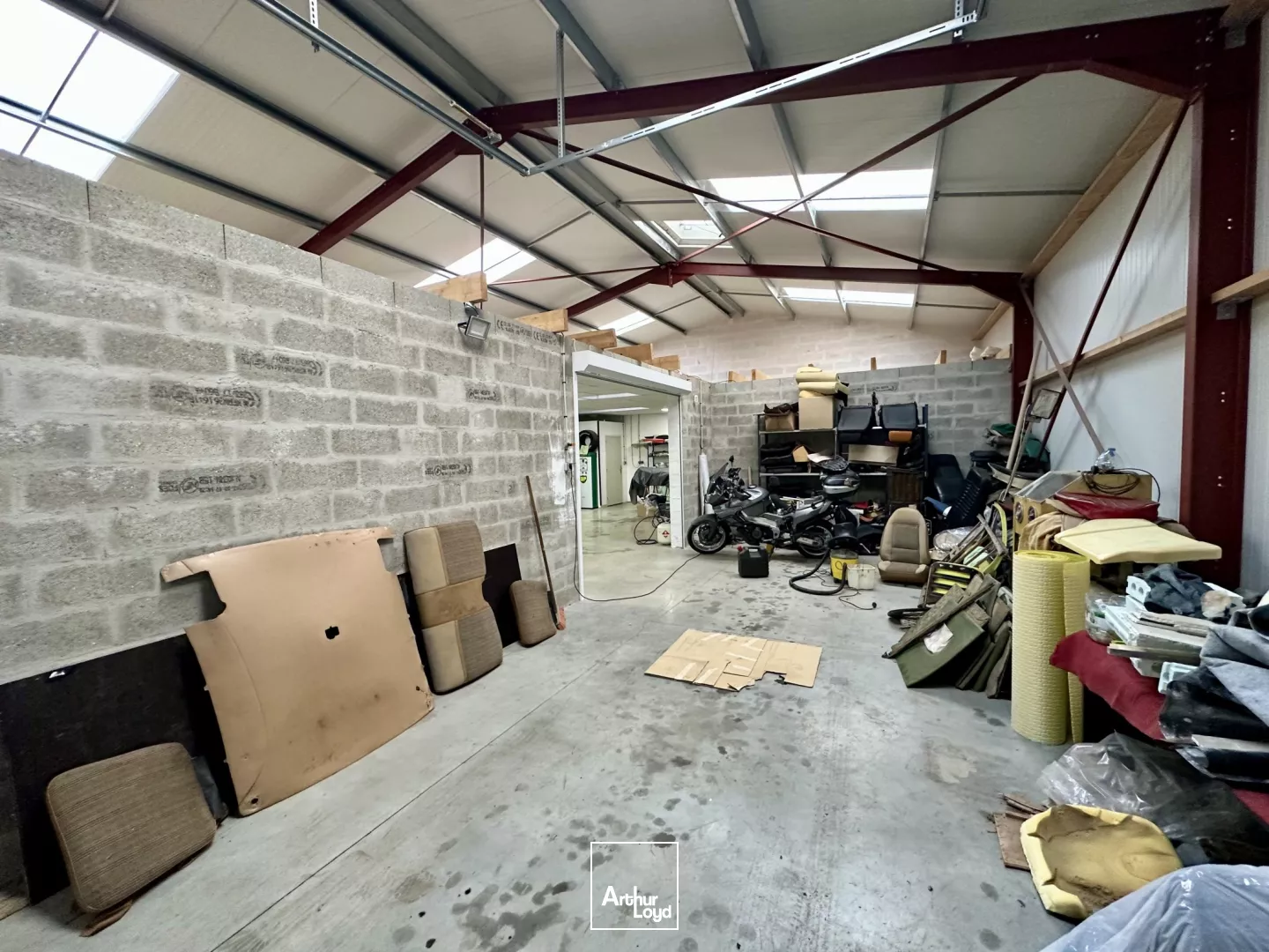 Locaux d'activité à vendre à YERVILLE 76760