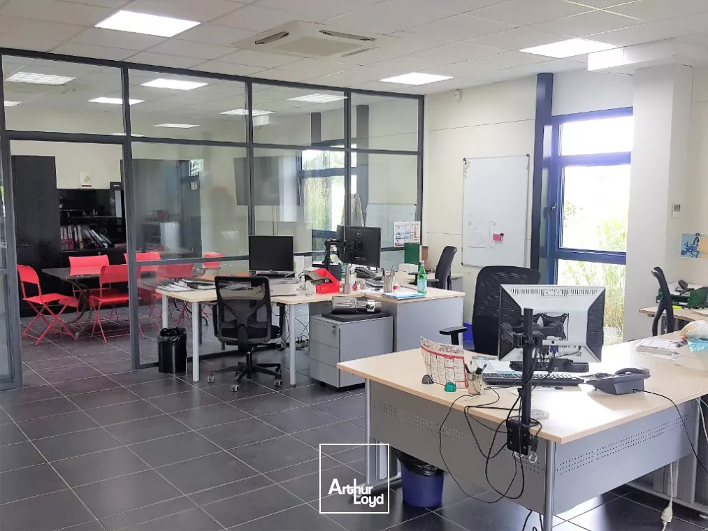 A VENDRE LOCAL PROFESSIONNEL DE 199m² - Secteur CHU