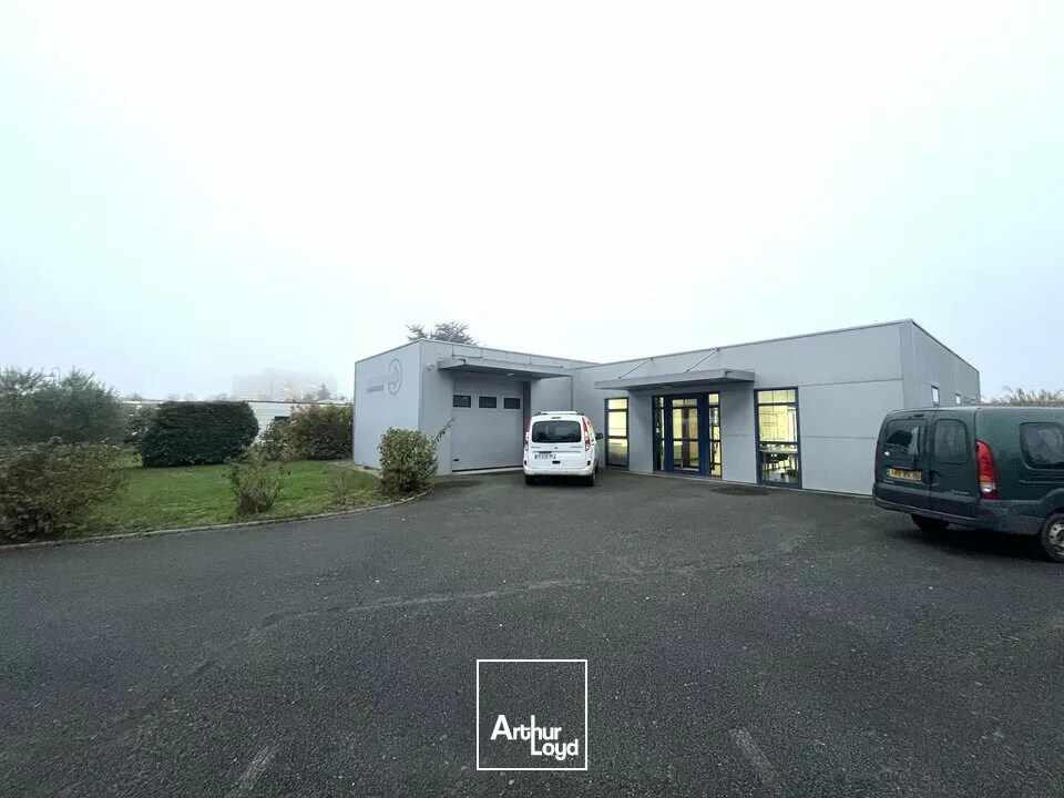 A VENDRE LOCAL PROFESSIONNEL DE 199m² - Secteur CHU
