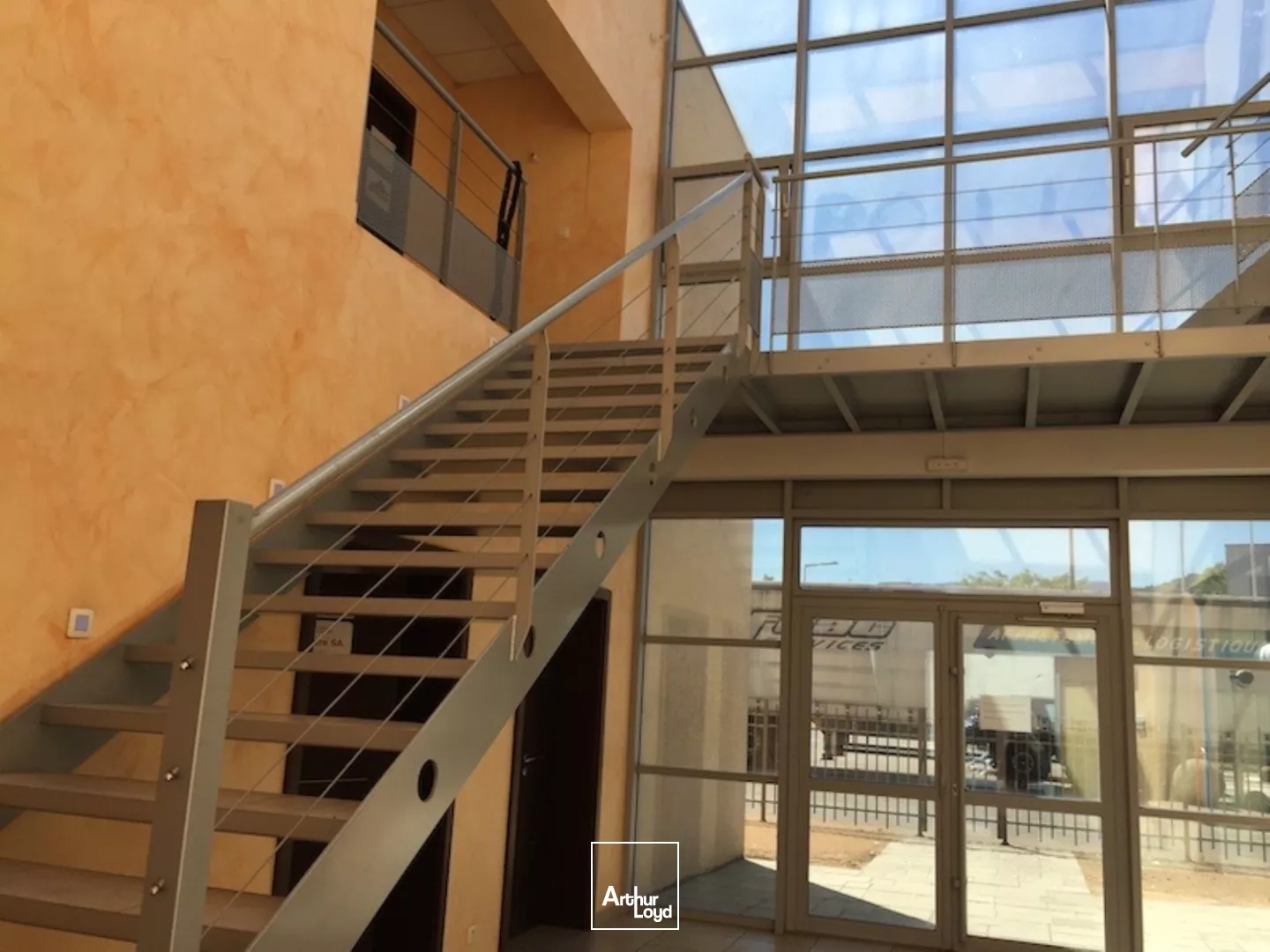 À LOUER Bureaux de 125 m² au 1er étage