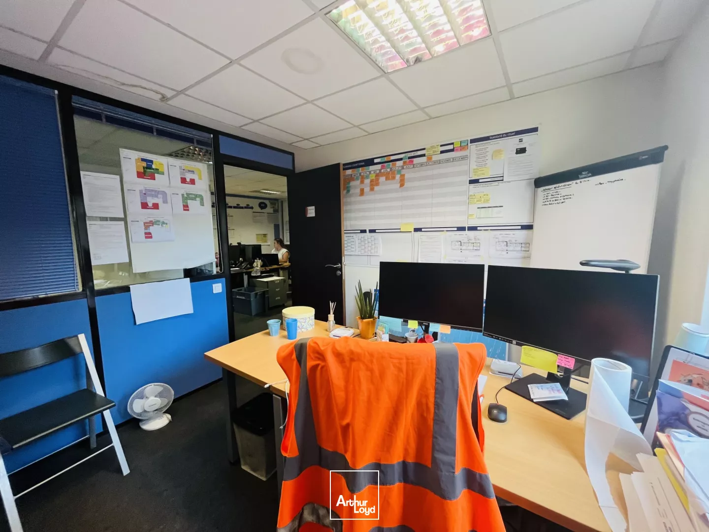 A LOUER LOCAL COMMERCIAL-BUREAUX 200M2 ST NAZAIRE