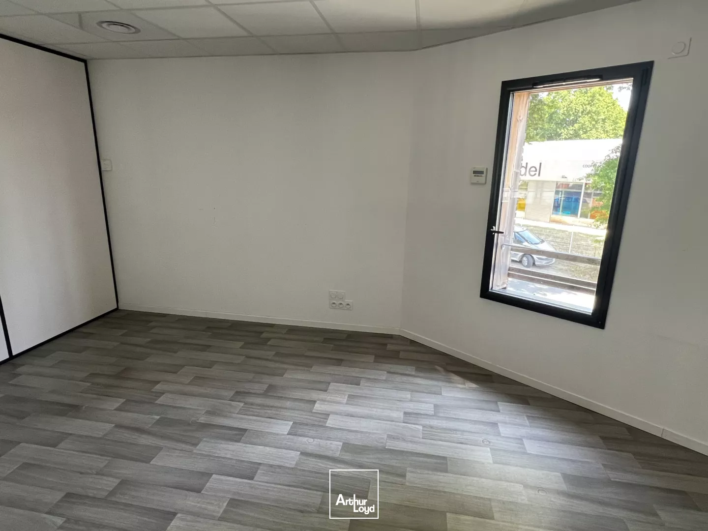 BUREAUX - À LOUER - ORVAULT 